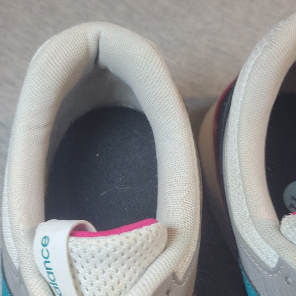 New Balance Women’s Low Top Lace-Up Athletic Sneakers Colorblock White Teal Pink - Picture 7 of 10